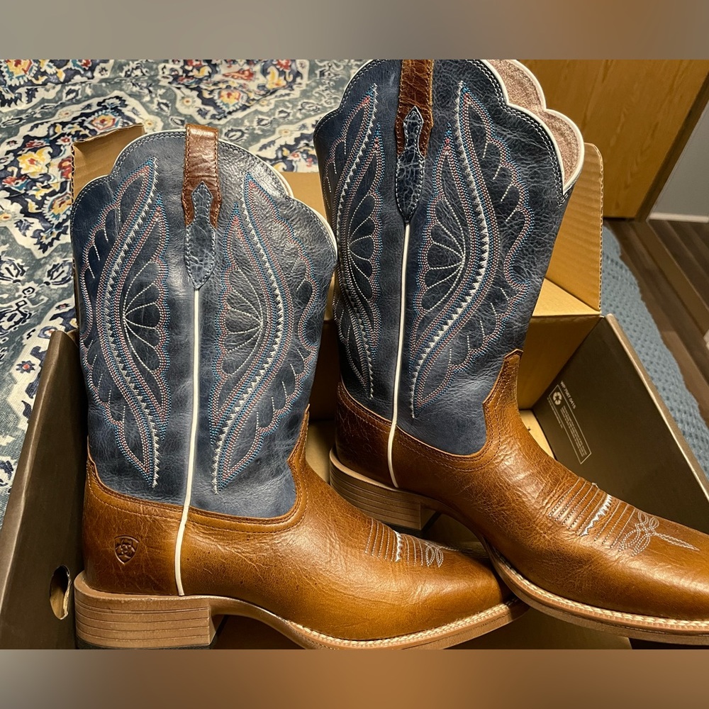 Ariat Cowgirl Boots